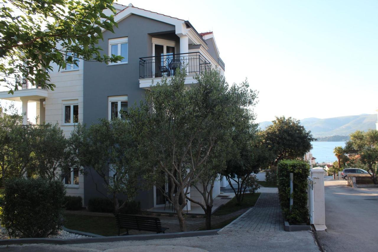 Villa Mihaela Trogir Exterior foto